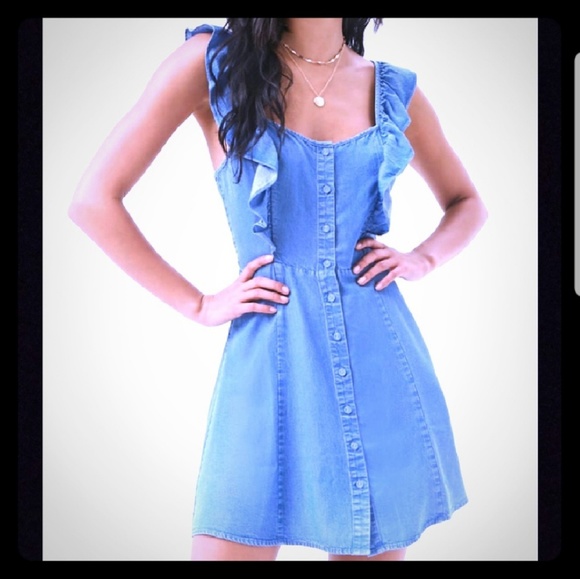 Dresses & Skirts - NEW. Jean ruffled button dress.